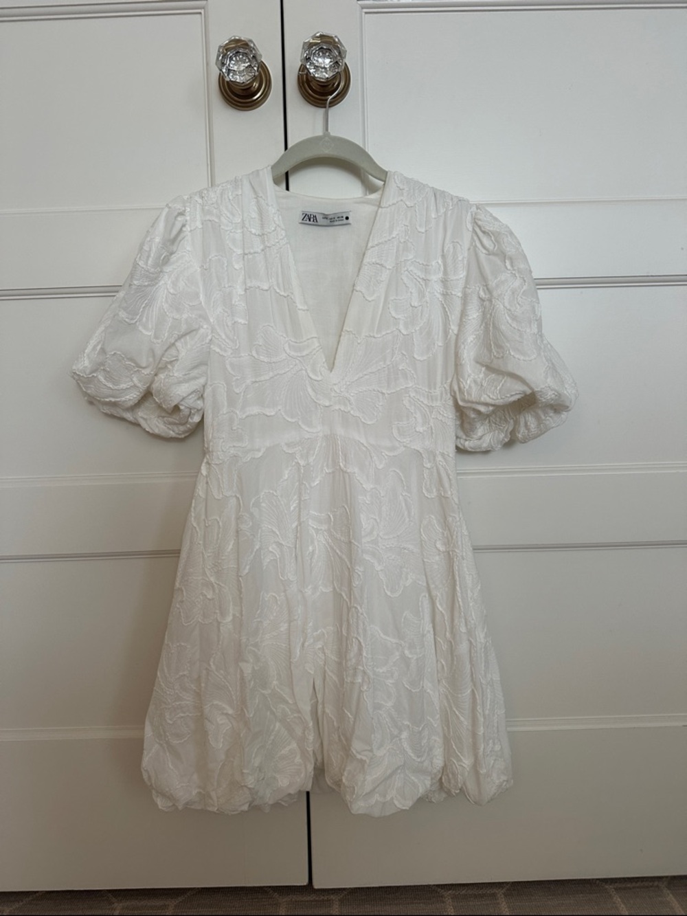 Zara Cream Embroidered V-Neck Puff Sleeve Mini Dress